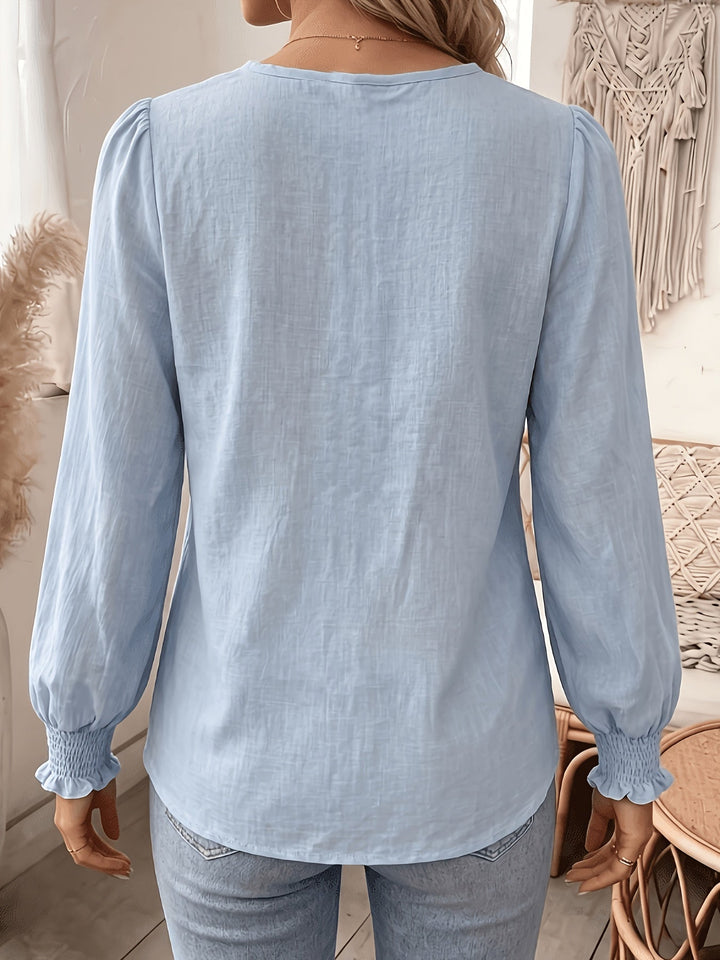 Harriet | Raffinerad Blus med Spetsdetaljer