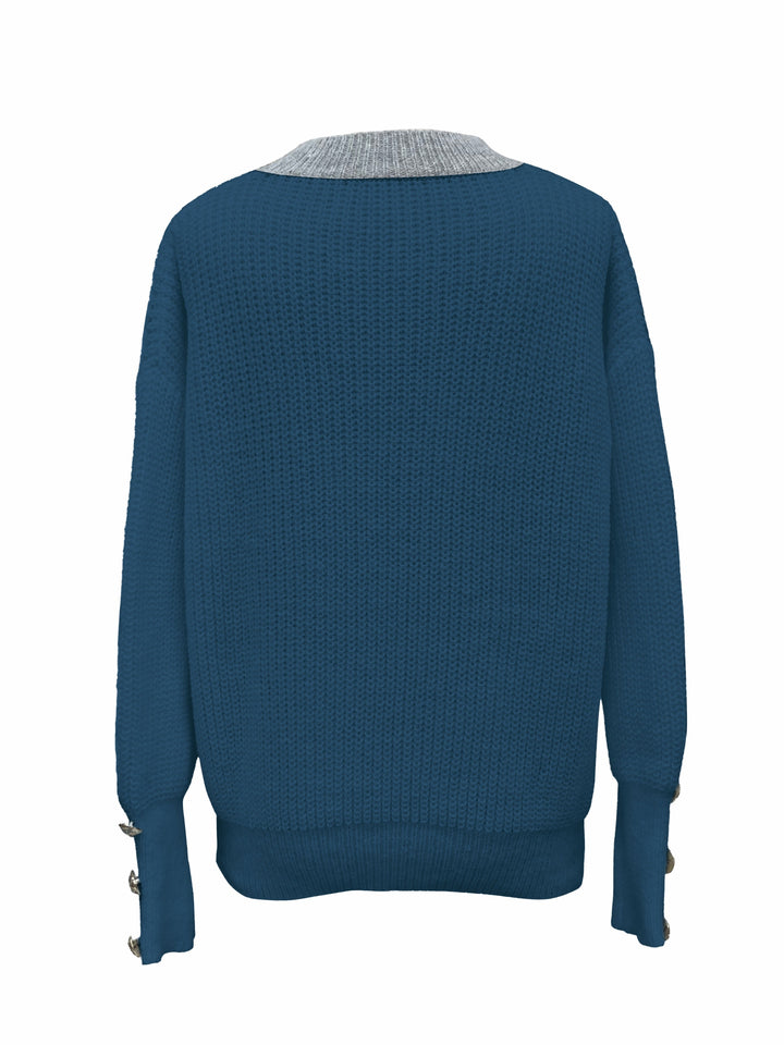 Beatrix | Knappdetalj V-ringad Jumper