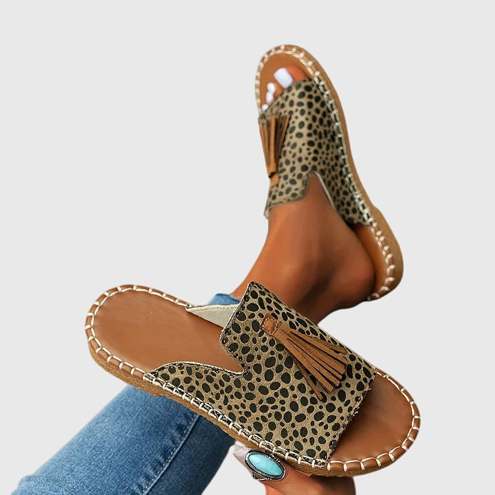 Claire | Stiliga Fransar Ortopediska Sandaler