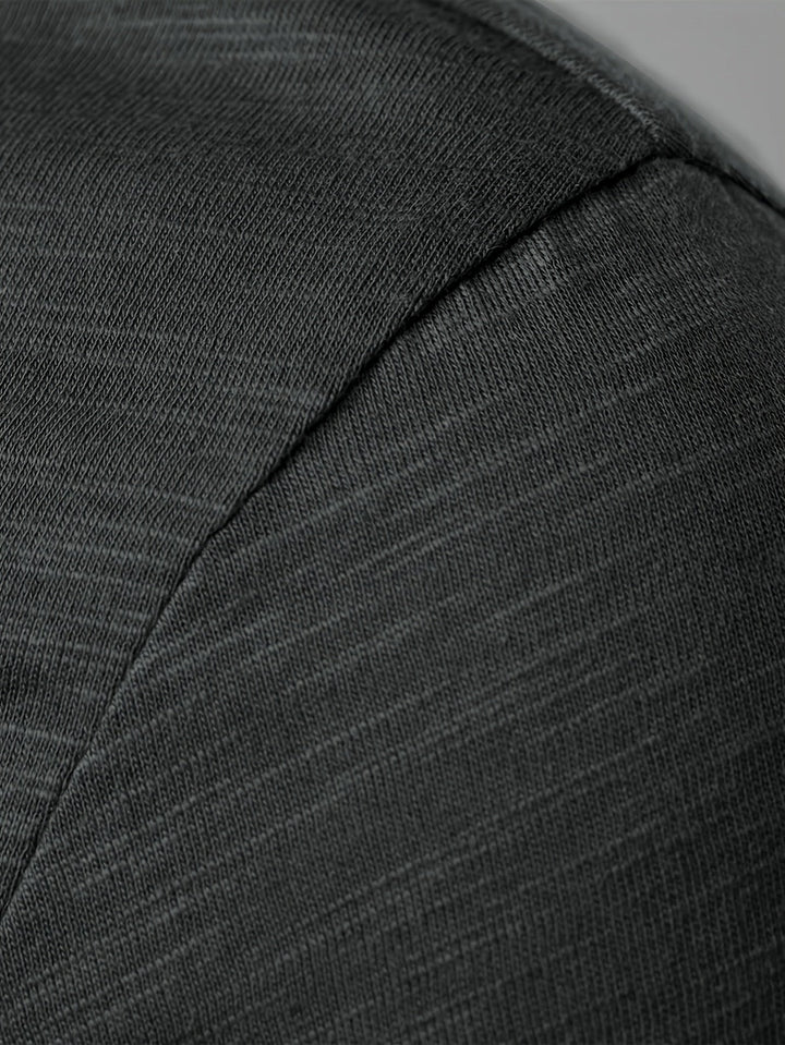 Rhys | Knapplångärmad Henley