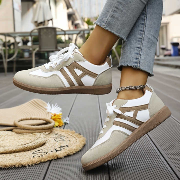 Harper | Stödjande Sneakers med Bred Tå
