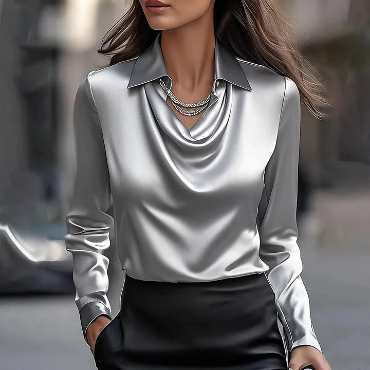 Merlinda | Elegant Draperad Halsringning Satinblus