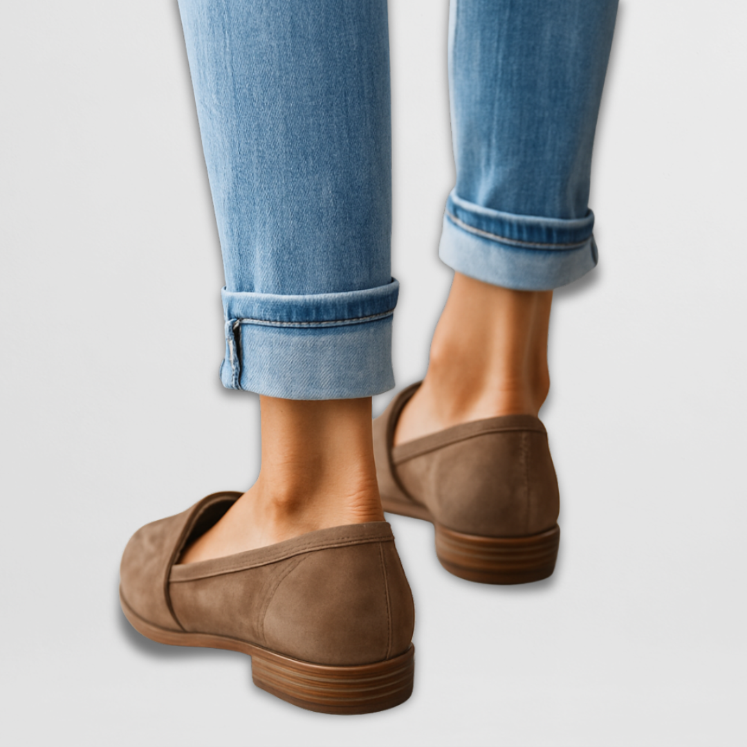 Nadia | Klassiska Spetsiga Slip-On Loafers
