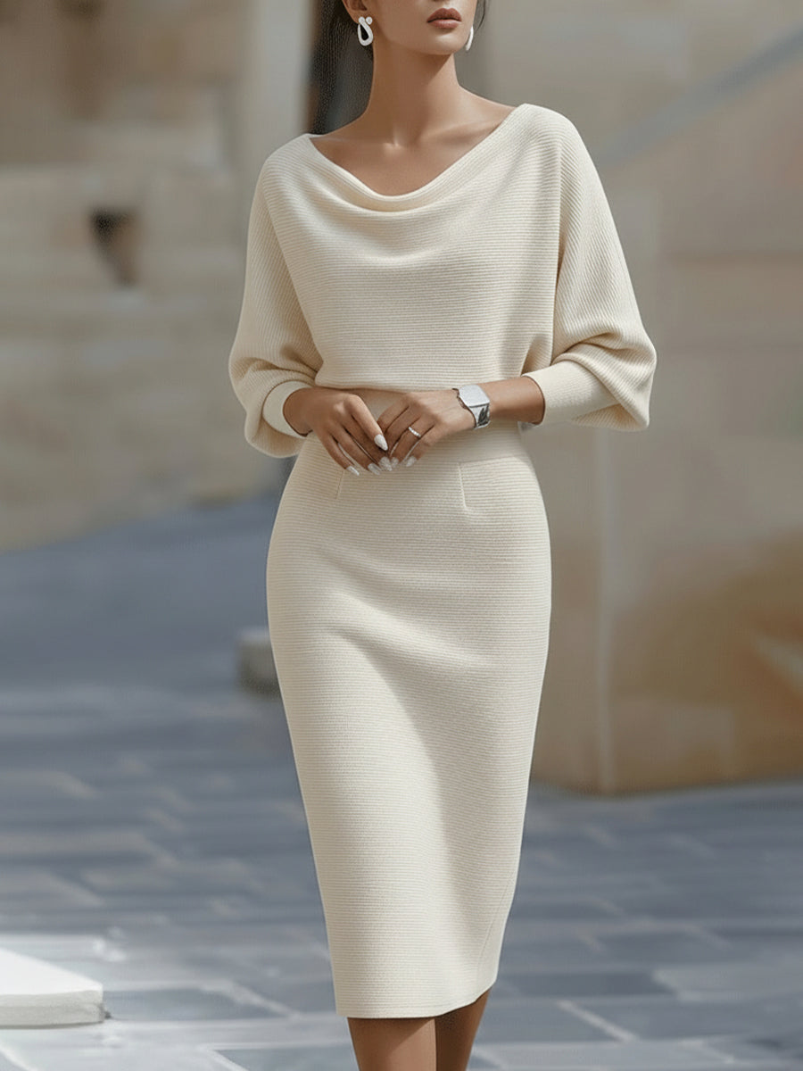 Lydia | Elegant Rundhalsad Midiklänning