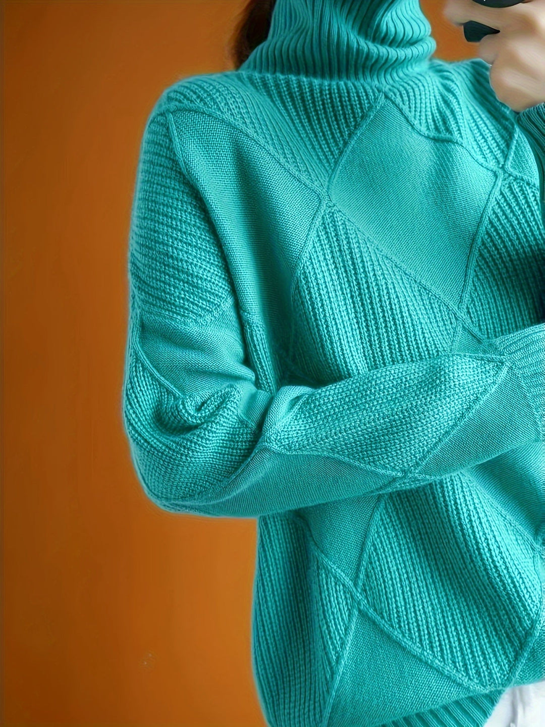 Freya | Texturerad Turtleneck Tröja