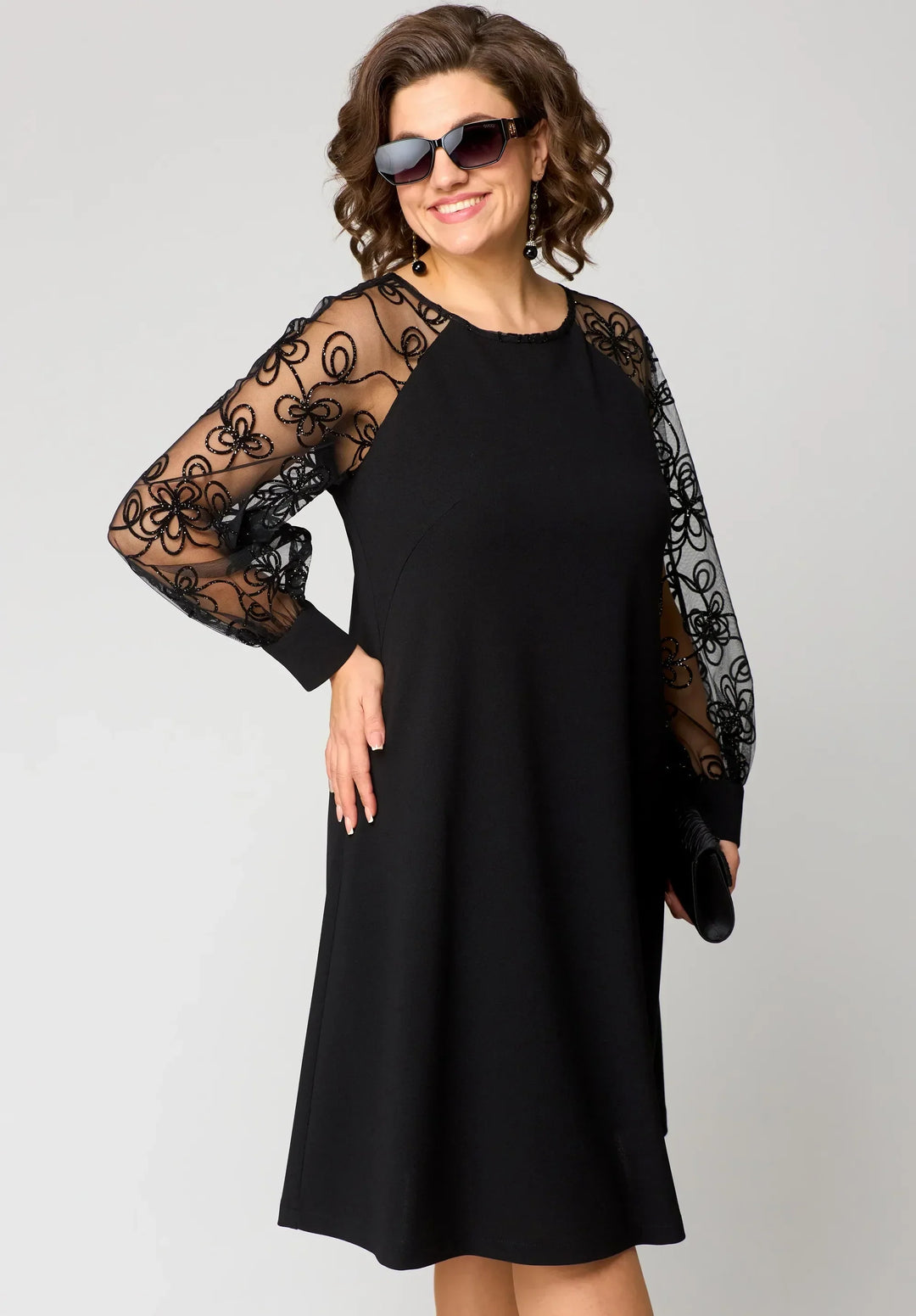 Fiona | Elegant Blommig Ärmlös Spetsklänning