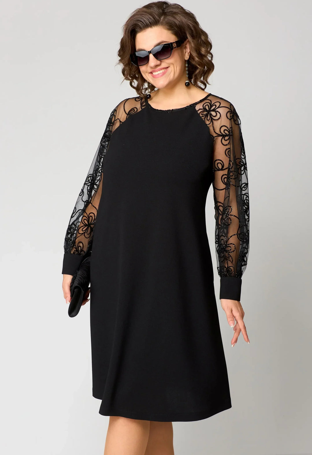 Fiona | Elegant Blommig Ärmlös Spetsklänning