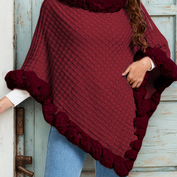 Rosabel | Mysig Poncho med Pälsdetaljer
