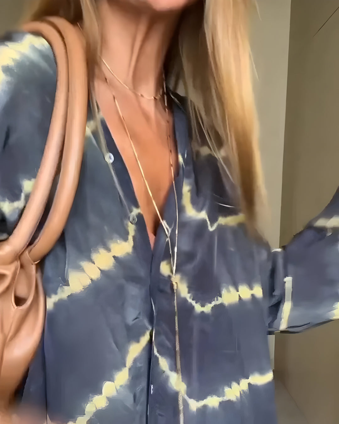 Julia | Stilren Oversized V-ringad Klänning