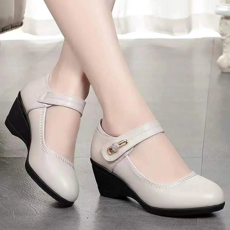 Eleanor | Elegant Mellanhöga Komfortskor