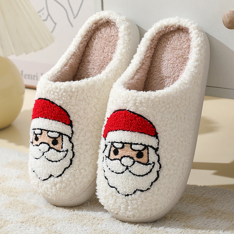Jultofflor med tomte, älg och pepparkaksgubbe – varma och mjuka