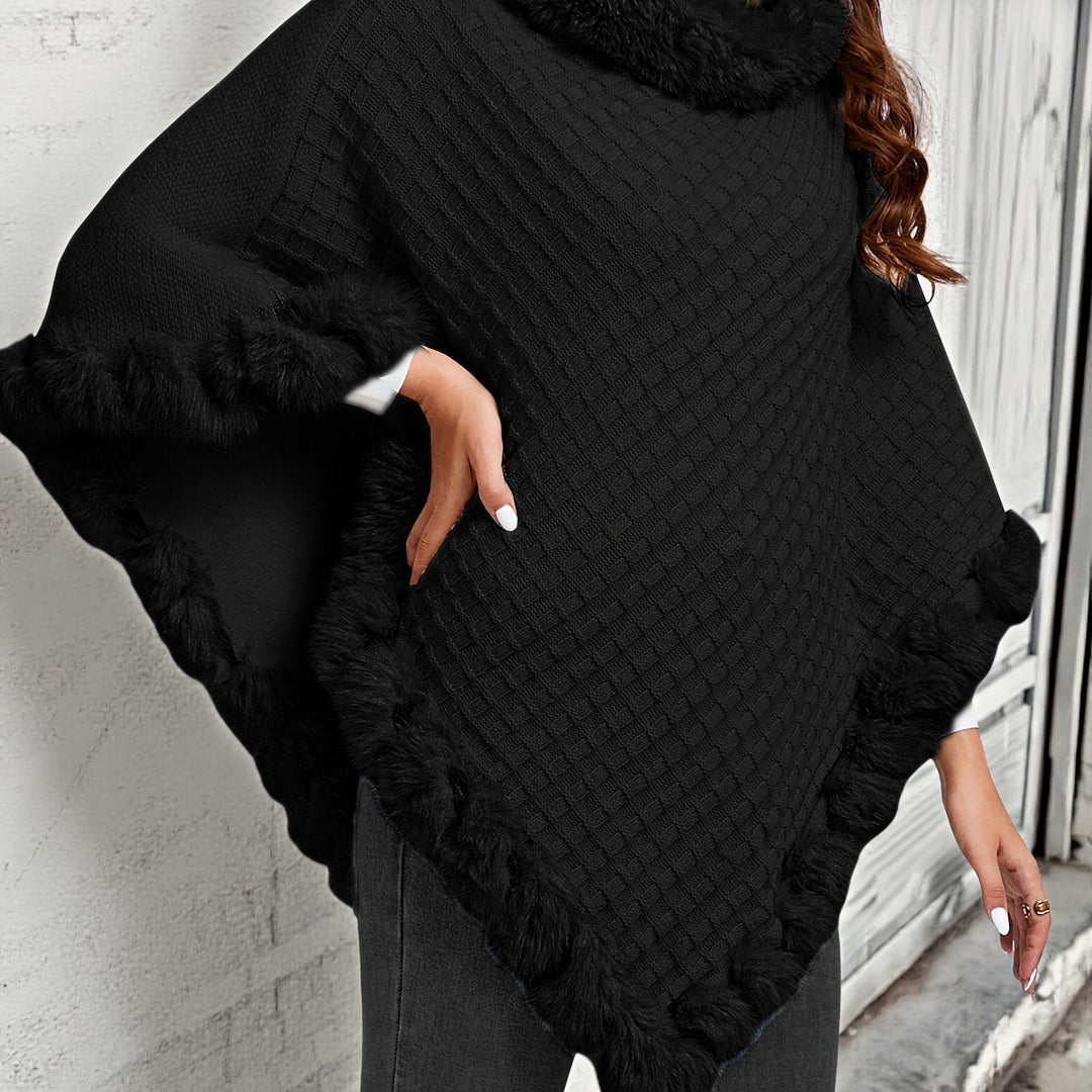 Rosabel | Mysig Poncho med Pälsdetaljer