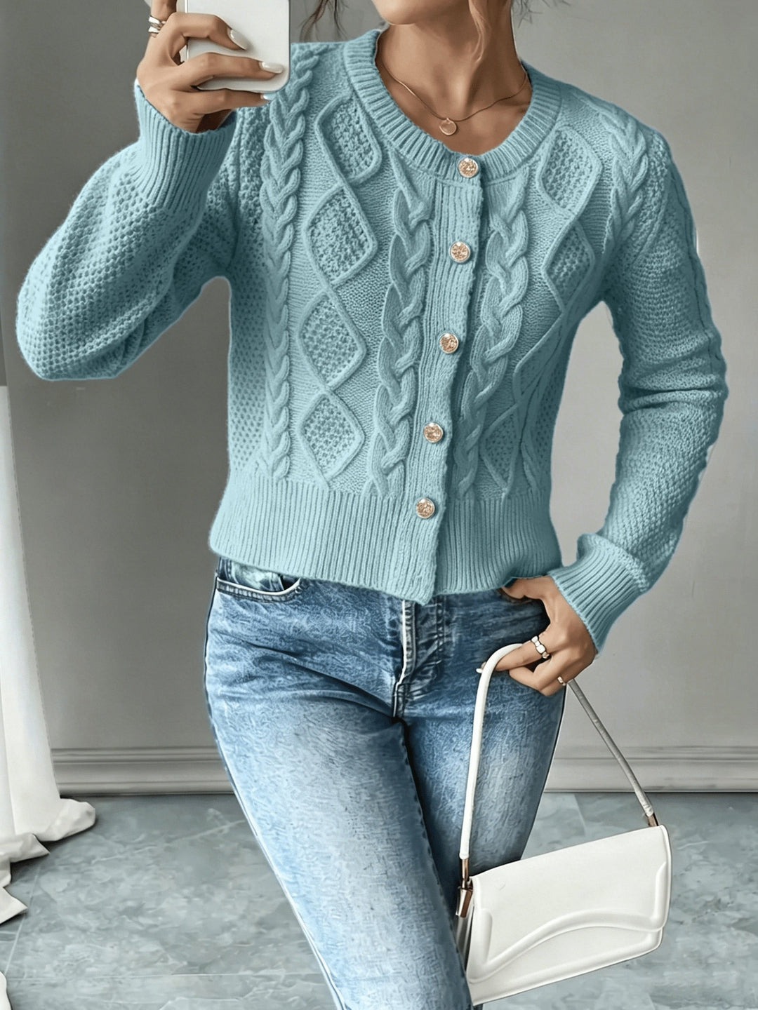 Cecilia | Kabelstickad Knapp-Front Kofta