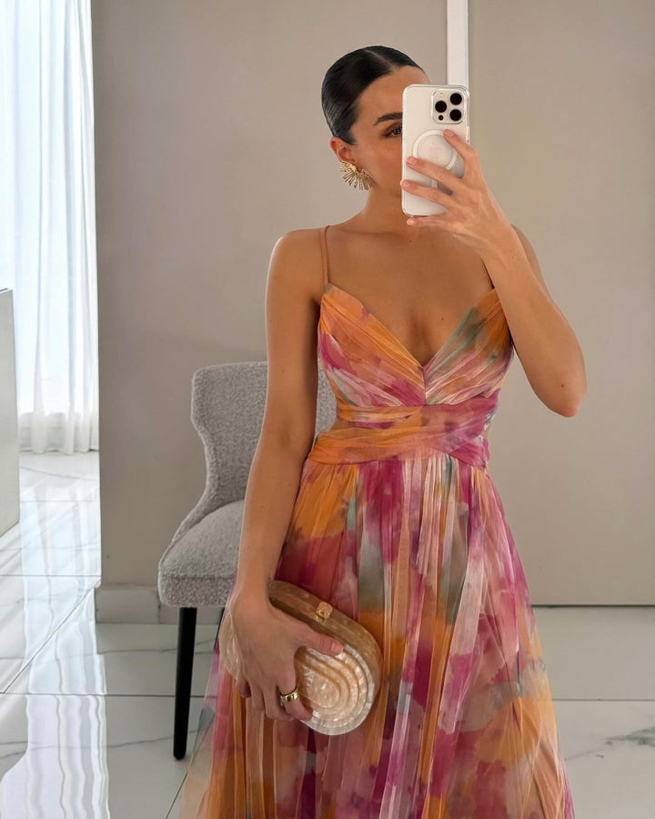 Alexia | Elegant ärmlös blommig kvällsklänning
