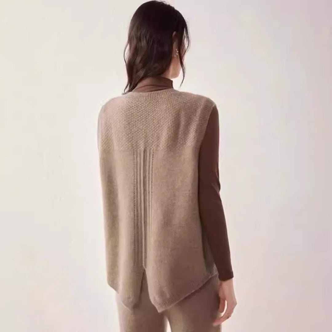 Eliza | Kabelstickad Väst