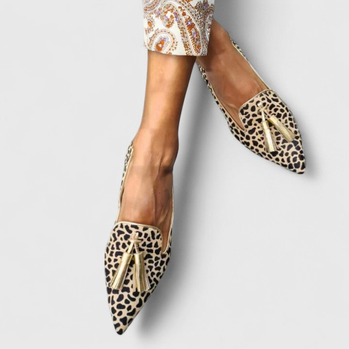 Janna | Klassiska Spetsiga Leopard Loafers