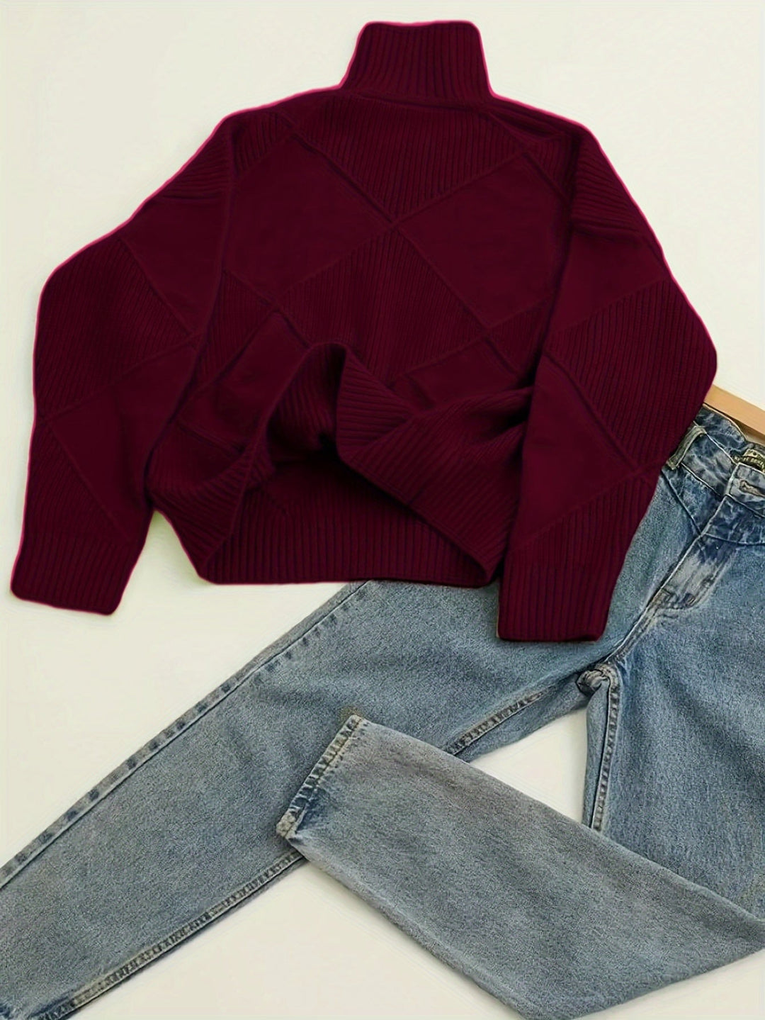 Freya | Texturerad Turtleneck Tröja
