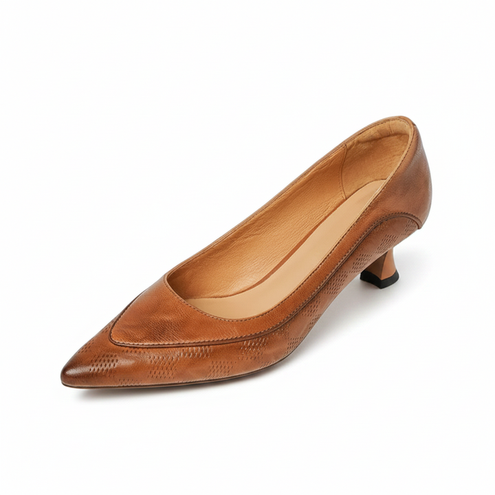 Amara | Spetsig Kattklack Pumps