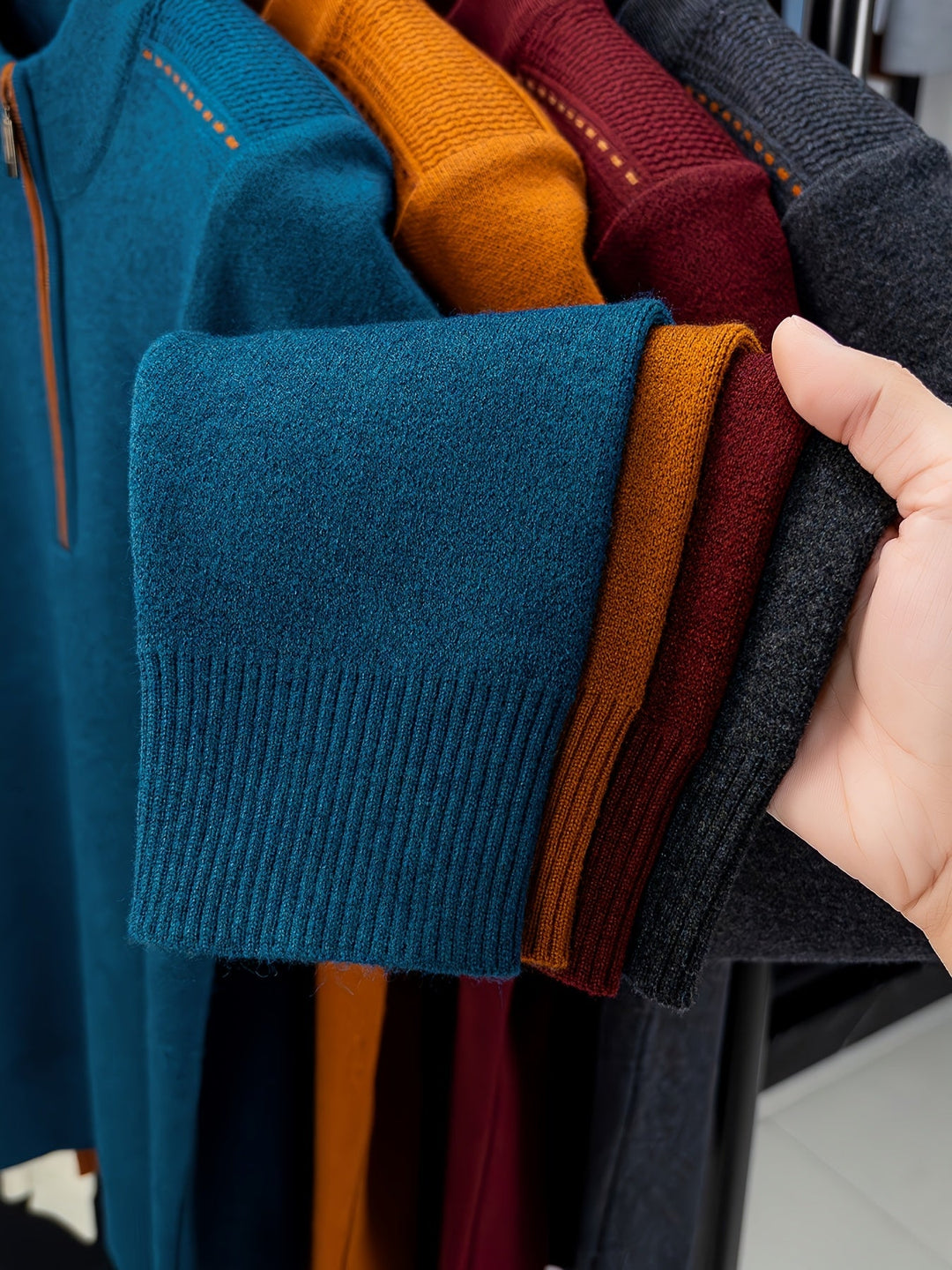 Alden | Zip-Neck Stickad Tröja