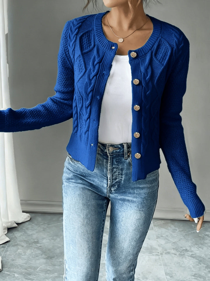 Cecilia | Kabelstickad Knapp-Front Kofta