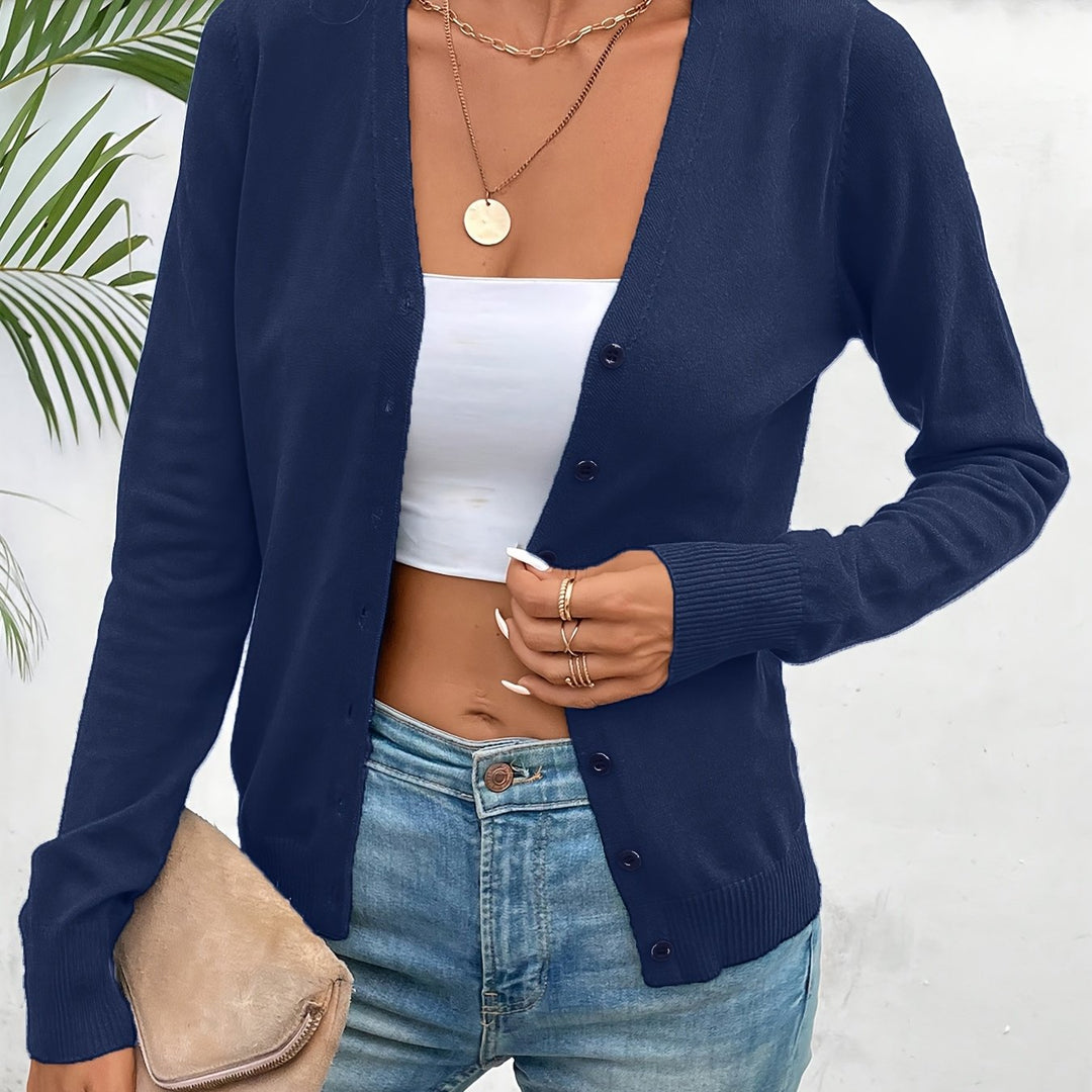 Annabel | Knapp-front V-ringad Kofta