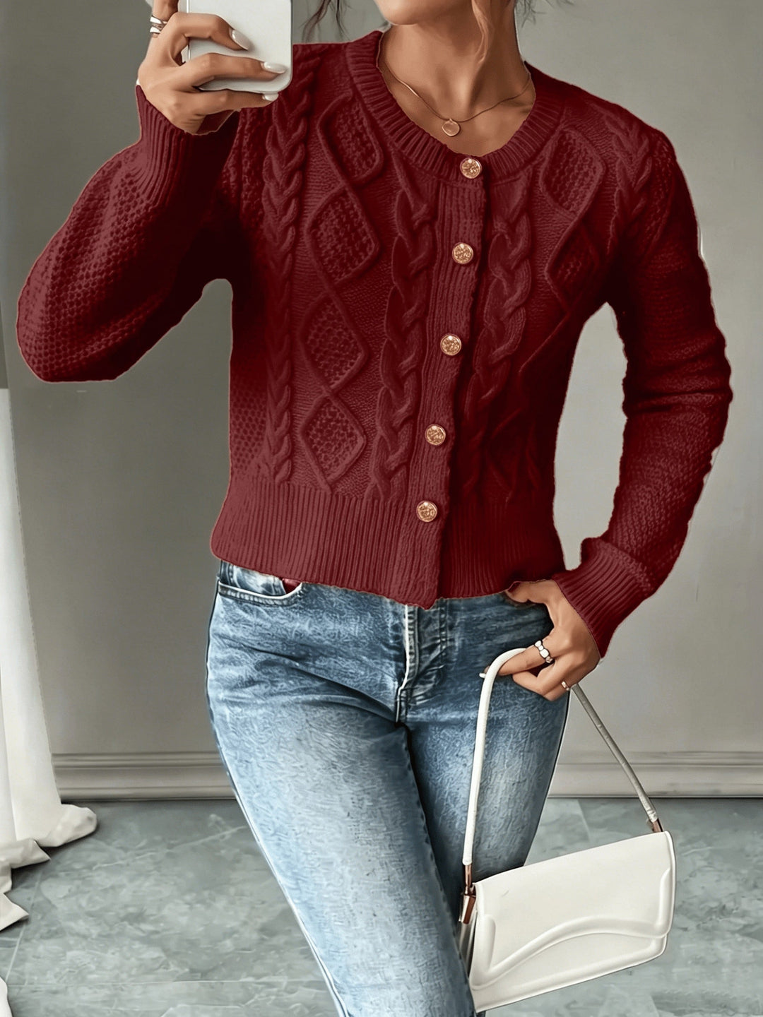 Cecilia | Kabelstickad Knapp-Front Kofta