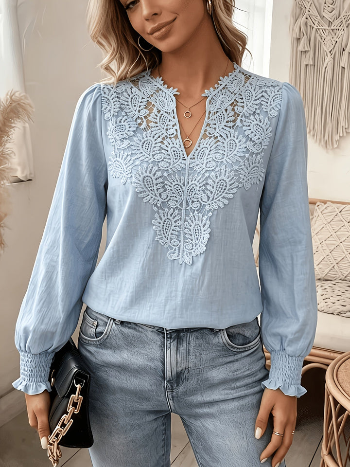 Harriet | Raffinerad Blus med Spetsdetaljer