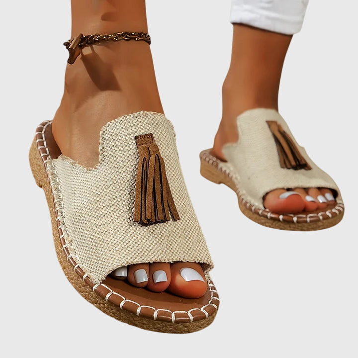 Claire | Stiliga Fransar Ortopediska Sandaler