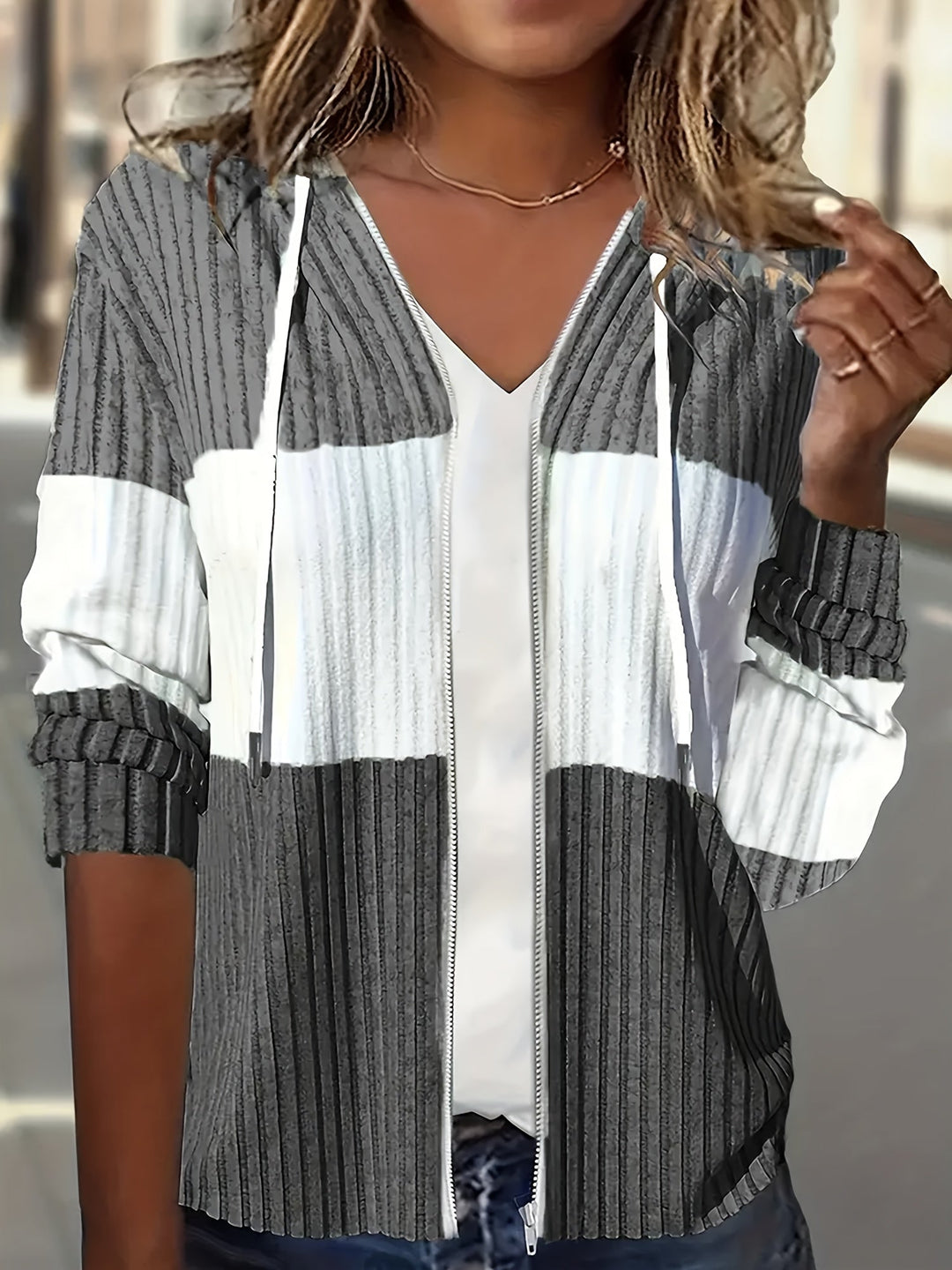 Tamara | Texturerad Huva Zip Jacka