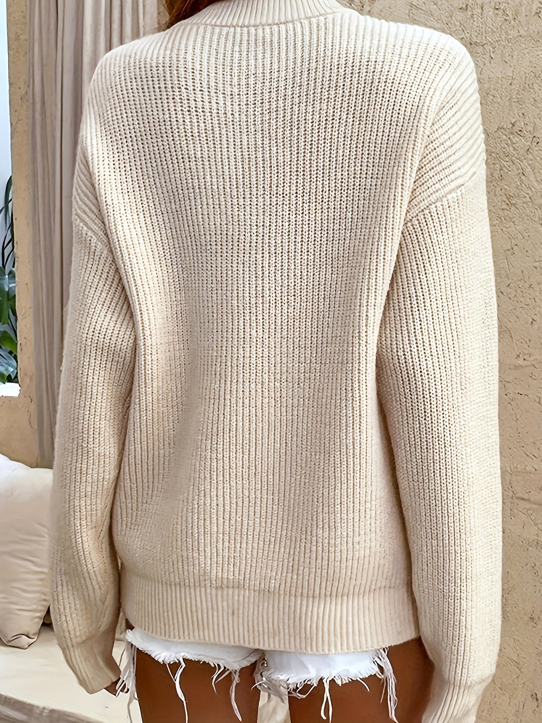 Nora | Knapphalsad Ribbad Pullover