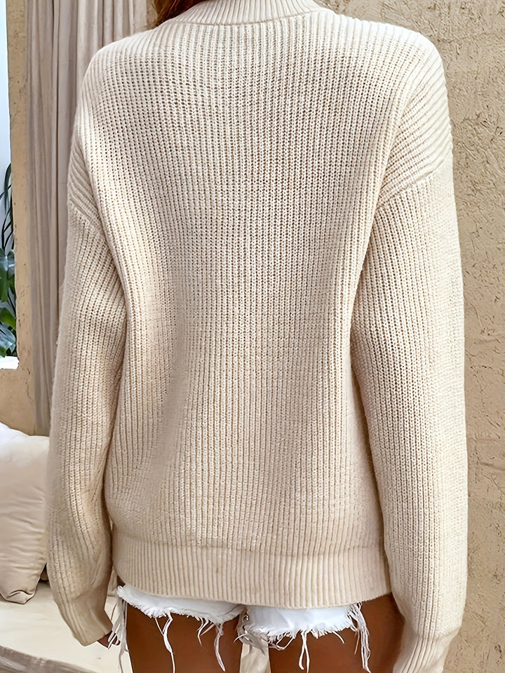 Nora | Knapphalsad Ribbad Pullover
