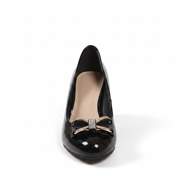Evelyn | Båge Detalj Blockklack Pumps