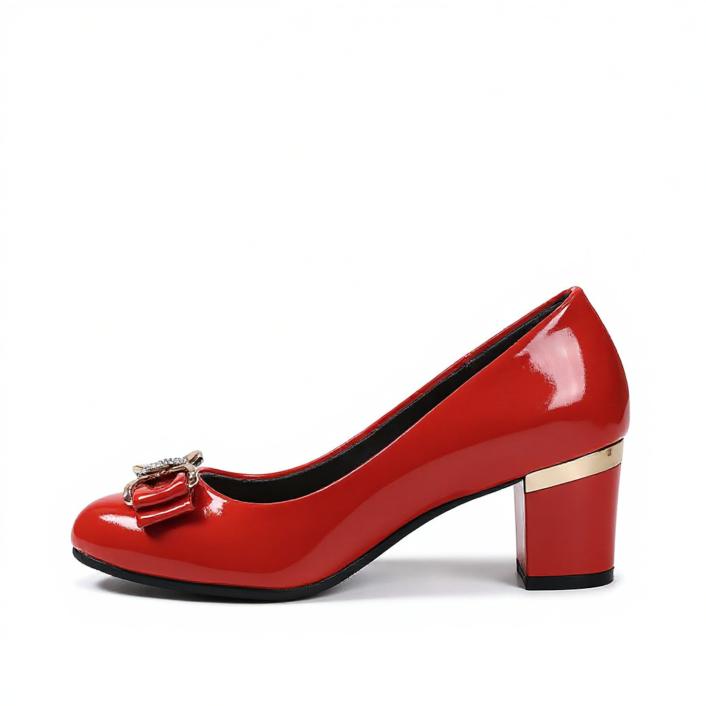 Evelyn | Båge Detalj Blockklack Pumps