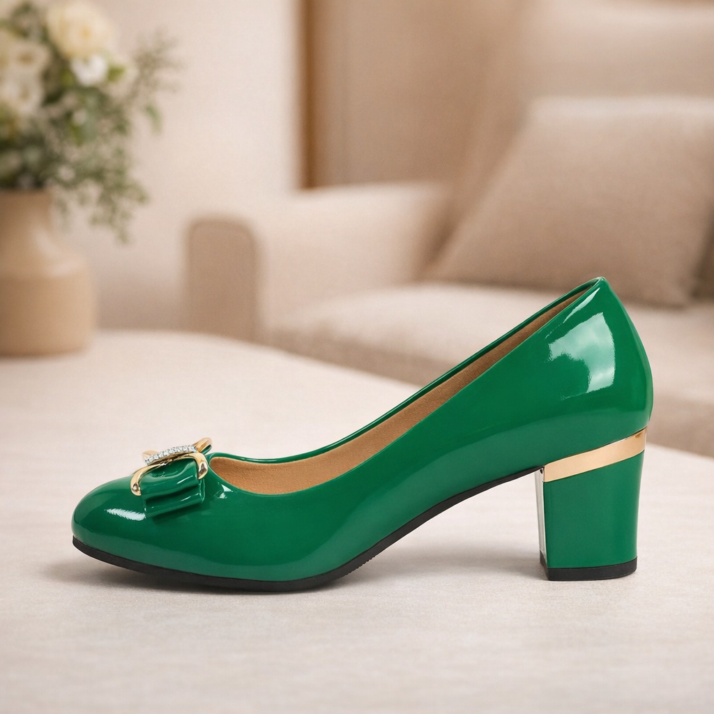 Evelyn | Båge Detalj Blockklack Pumps