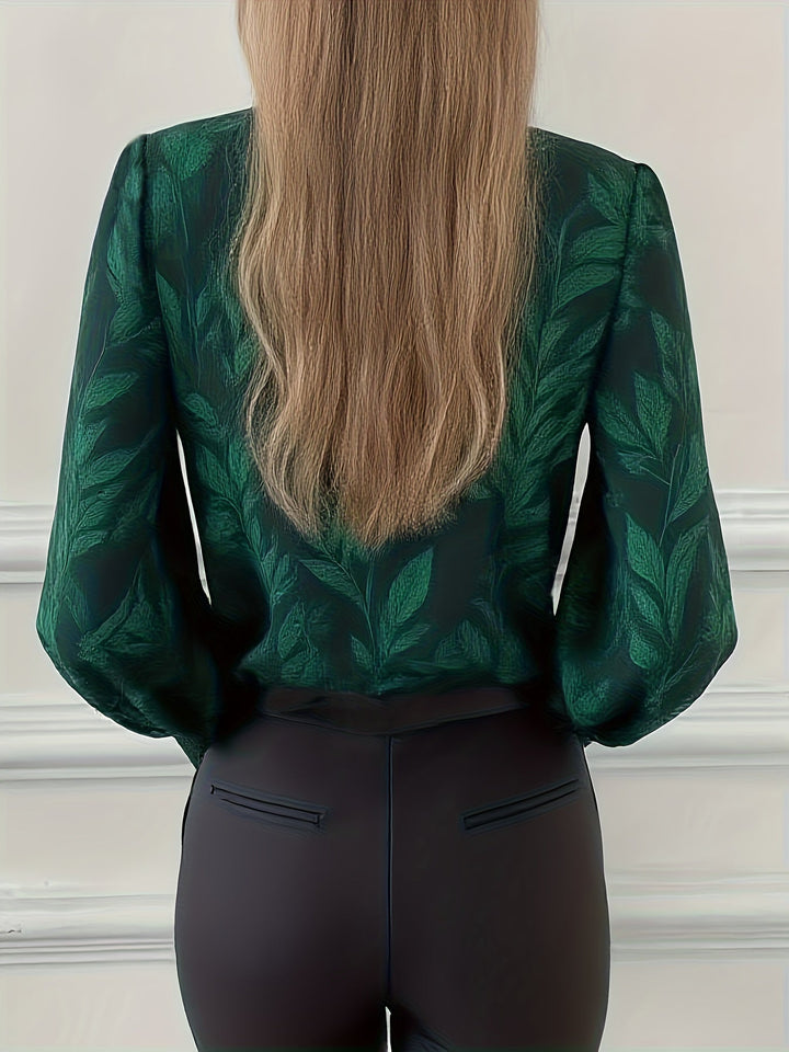 Lorna | Graciös V-ringad Blus med Lyktärmar