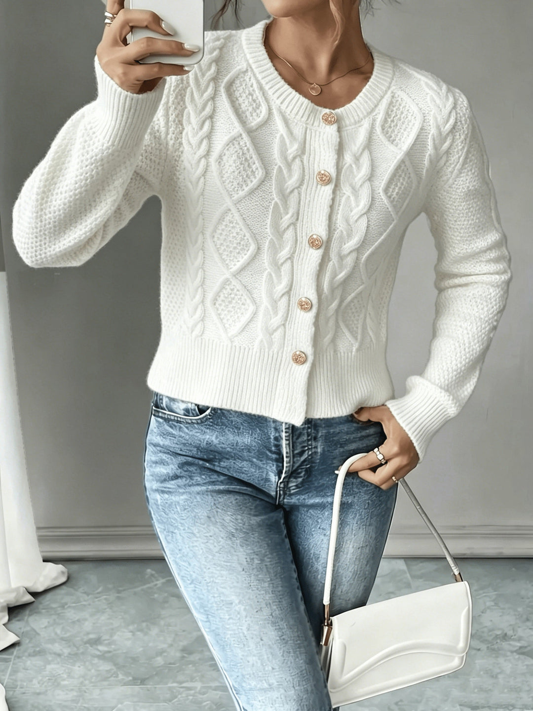 Cecilia | Kabelstickad Knapp-Front Kofta