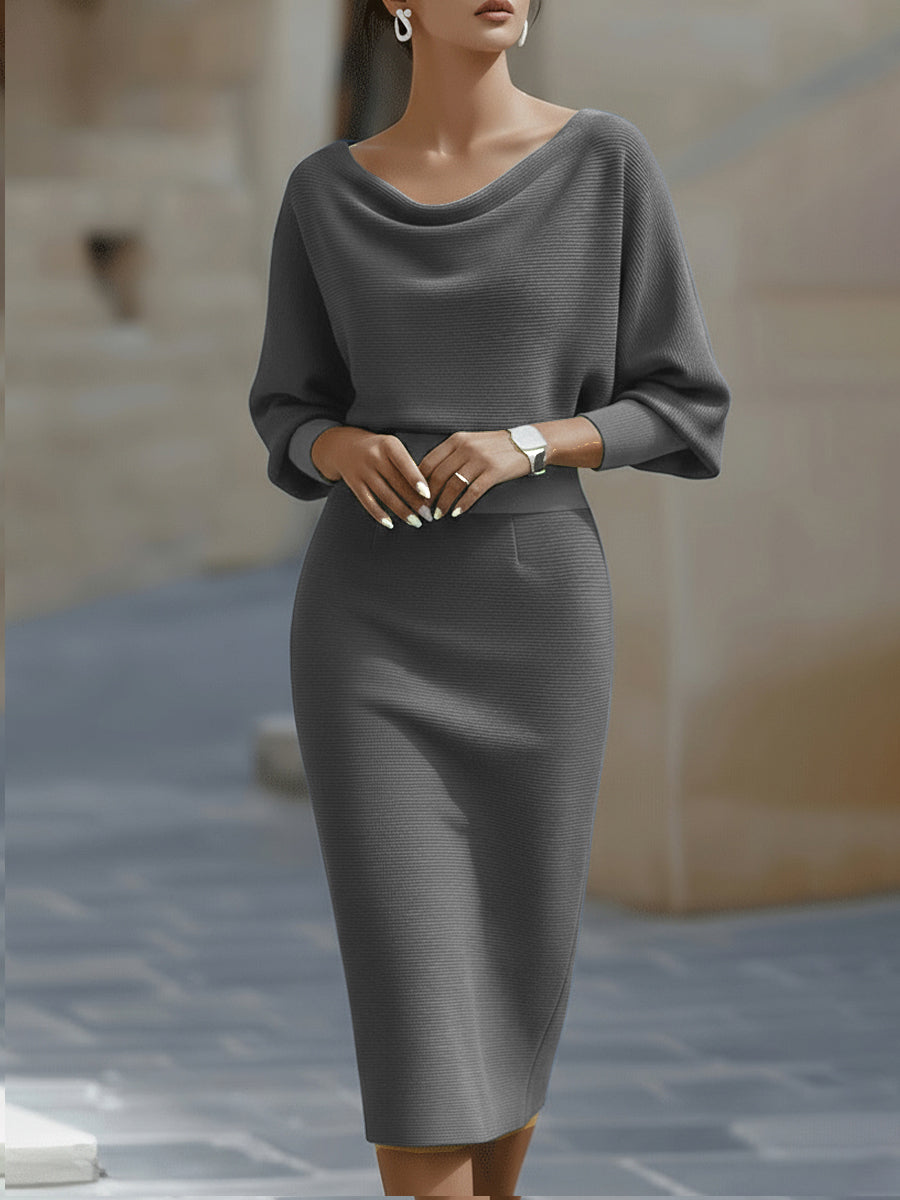 Liora | Elegant Draped Batwing Midi Klänning